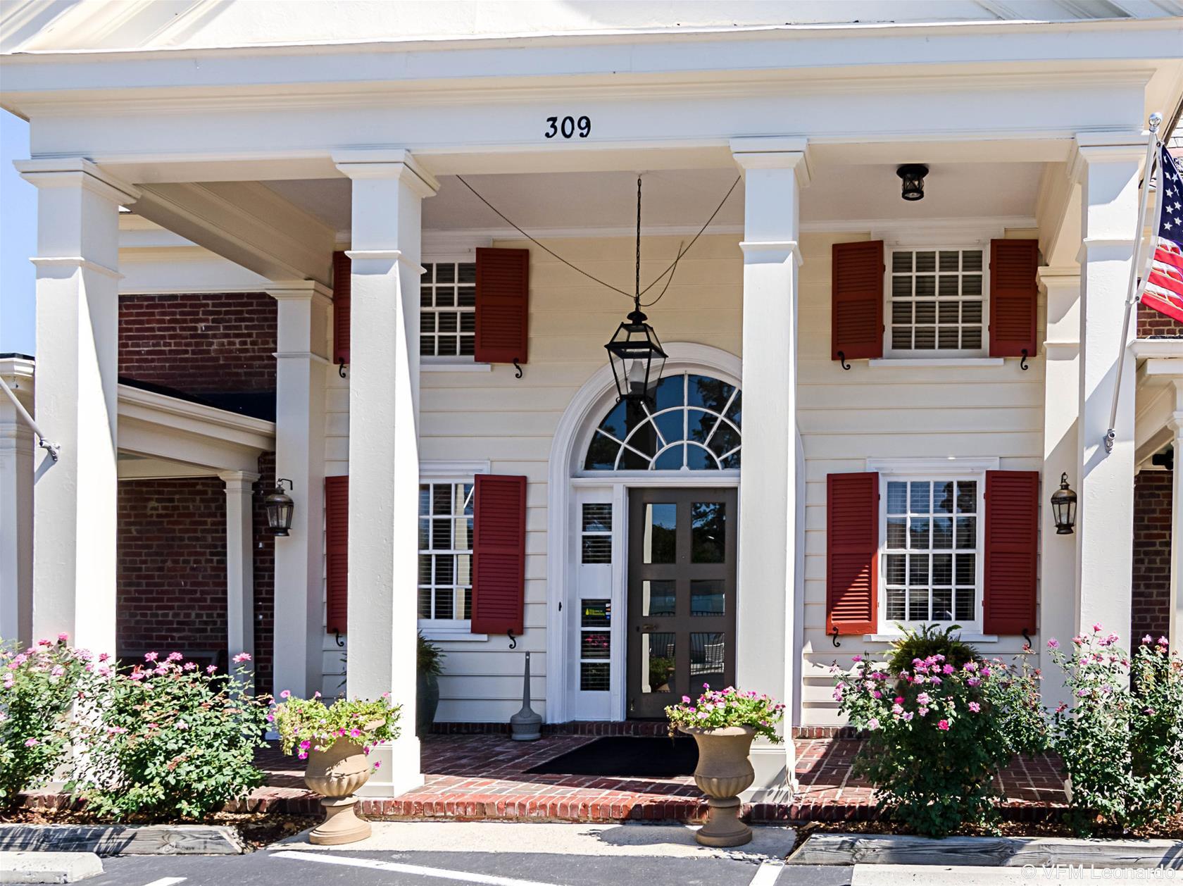 Rodeway Inn Historic Williamsburg Exterior photo